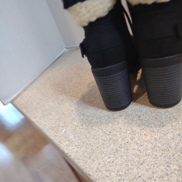 👍 Mudd New Suede Fur Lined Booties Size 6 A11 - Picture 2 of 6
